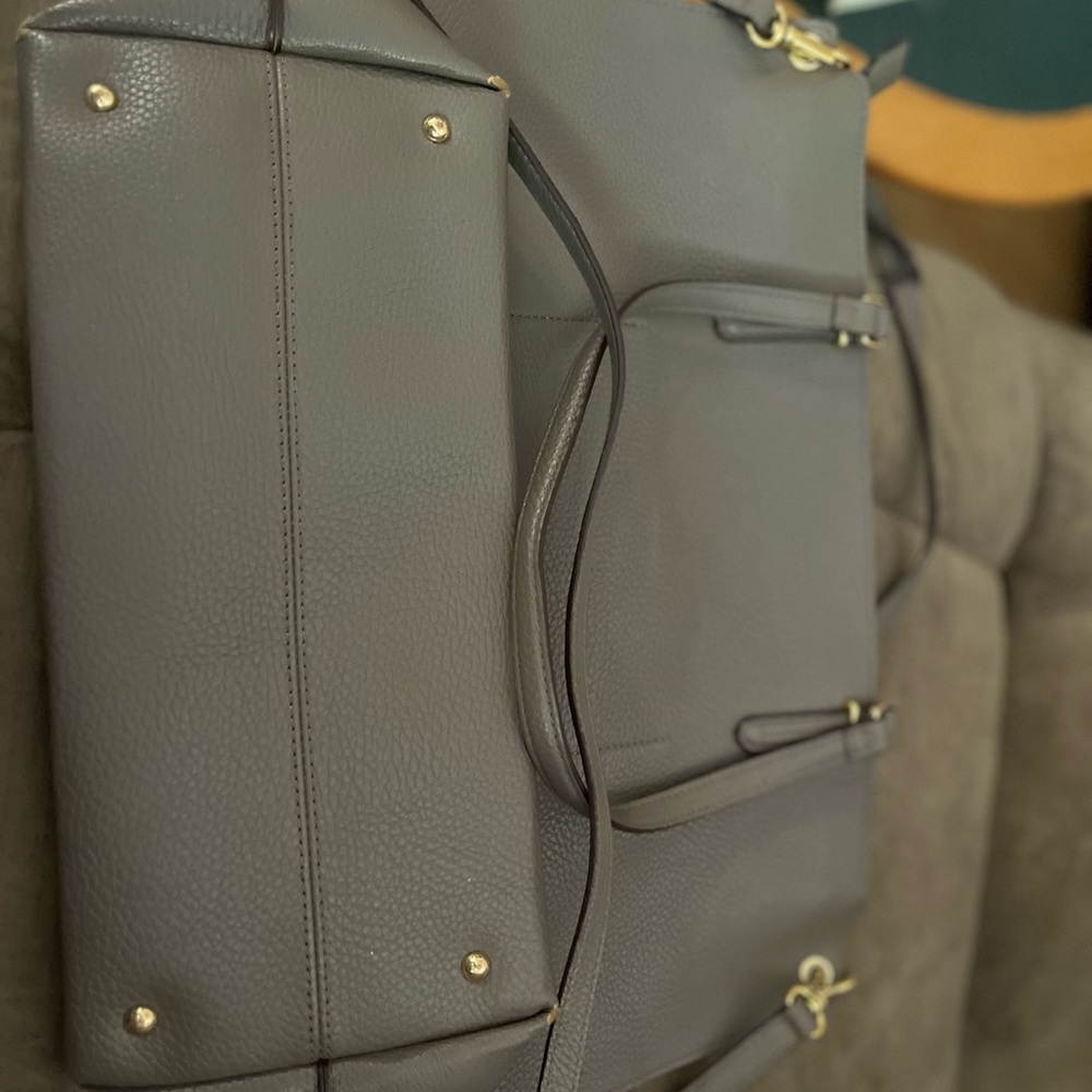 Lauren Ralph Lauren Gray Shoulder Bag Minimalist Design - Picture 3 of 5